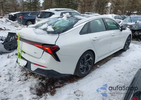 2025 Kia K5 Gt-Line из США, поврежденный, VIN KNAG64J71S5373759